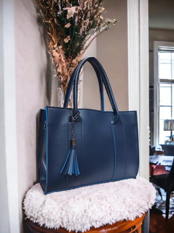 leather right luxury shoulder bag